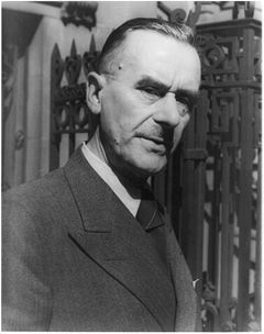 Thomas Mann (Source:
Library of Congress, Prints and Photographs Division, Van Vechten Collection, reproduction number LC-USZ62-42522 DLC)